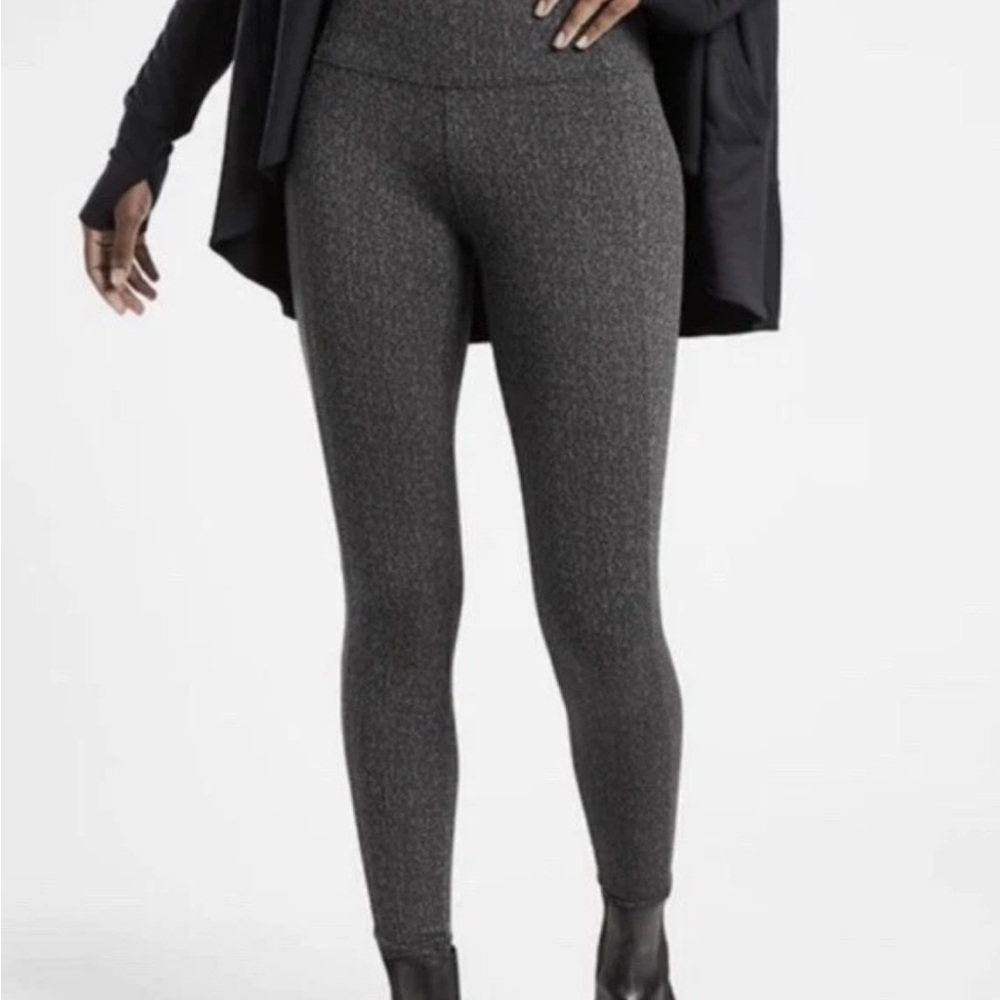 Athleta Delancey Textured Tight Pant - size Large excellent condition